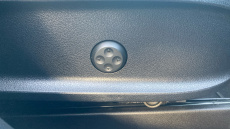 Mercedes-Benz GLB 200 AMG Line Premium + Night Ed 5dr 7G-Tronic Petrol Estate